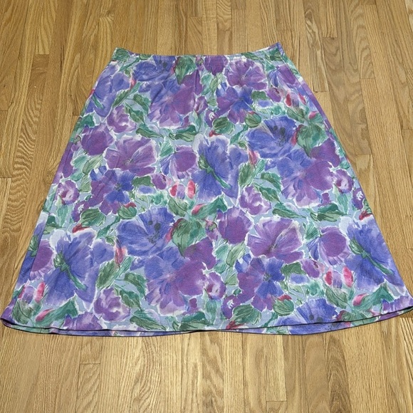 Vintage Bay Club Matching Floral Skirt & T-shirt Top - Picture 6 of 9